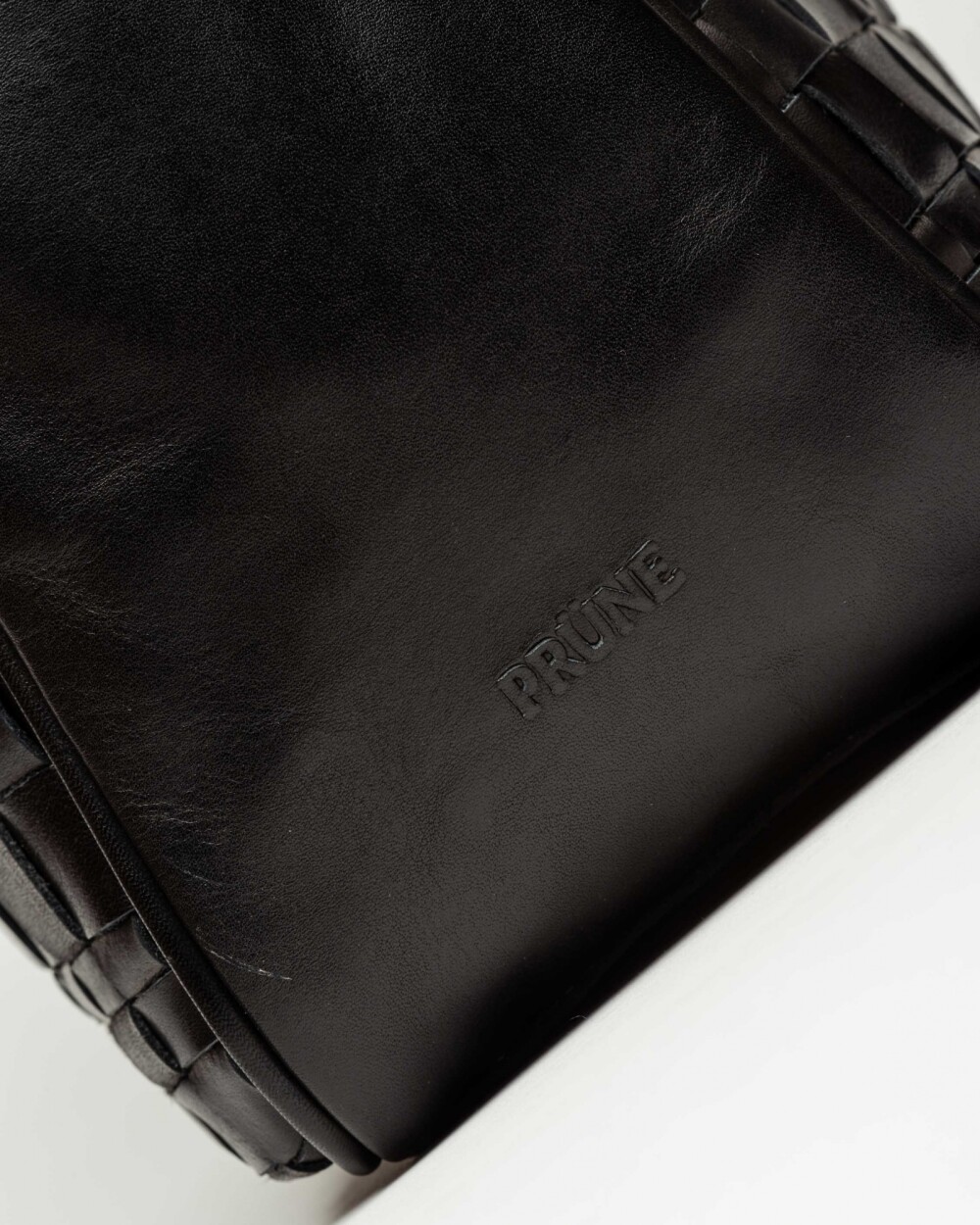 Bolso The Knit Bag en cuero vacuno Negro