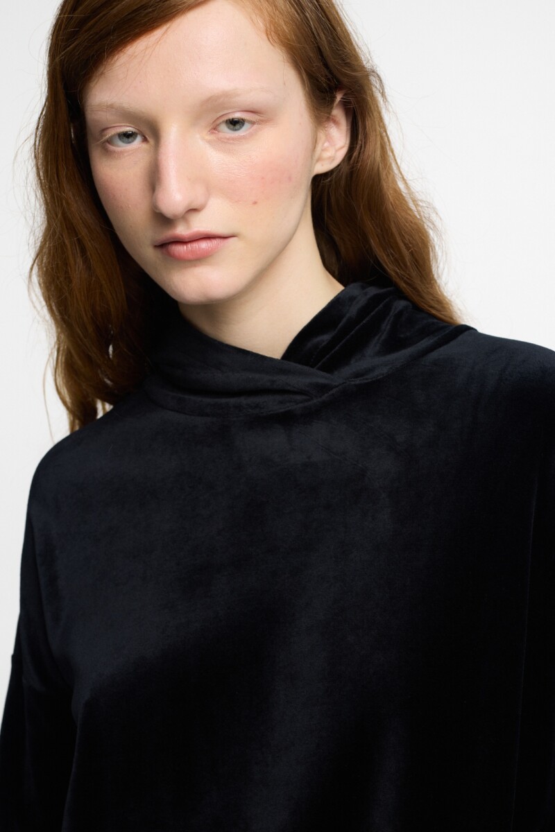 SWEATER Negro