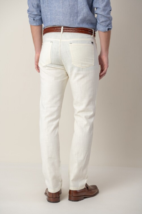 Pantalón 5 bolsillos de Lino Crudo