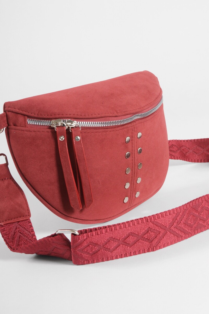 Riñonera suede con tachas rojo