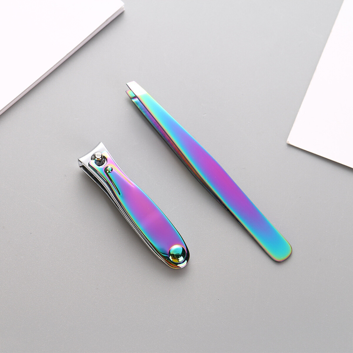 Set Pinza De Cejas Y Podadora Iridescent (2 Unidades) 
