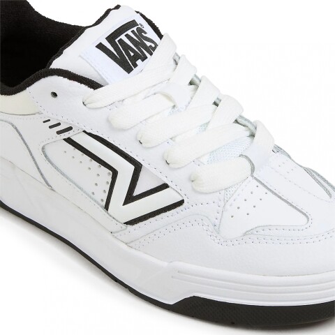 VANS UPLAND White & Black