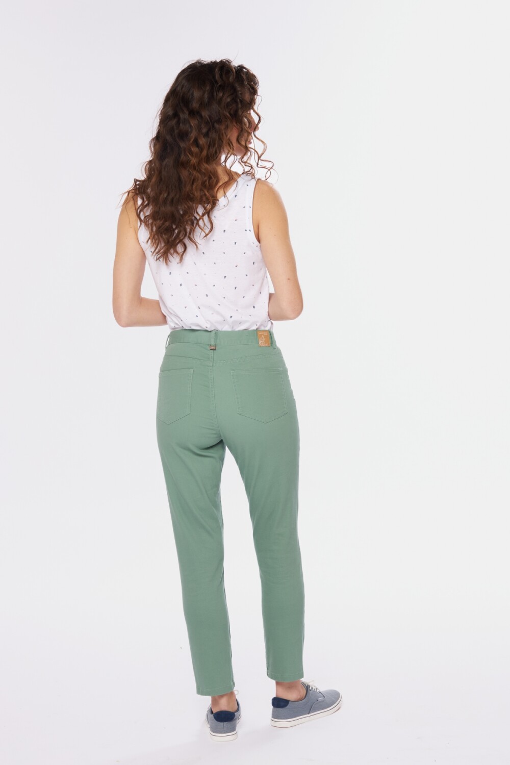 PANTALÓN 5 BOLSILLOS Verde Claro