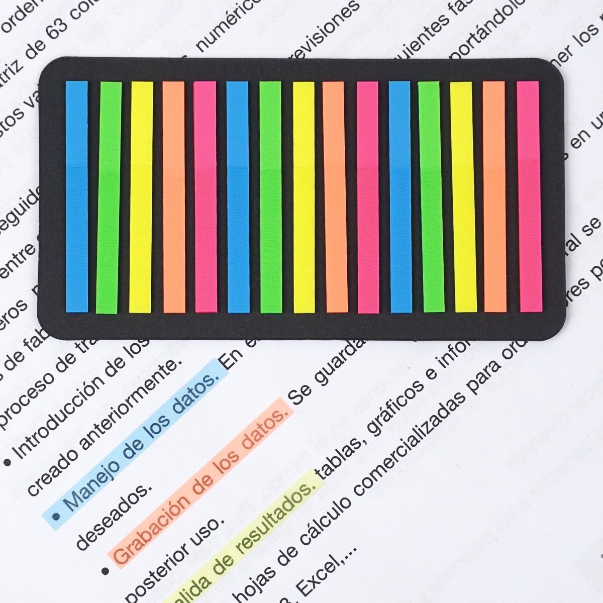 Notas autoadhesivas, renglones. 