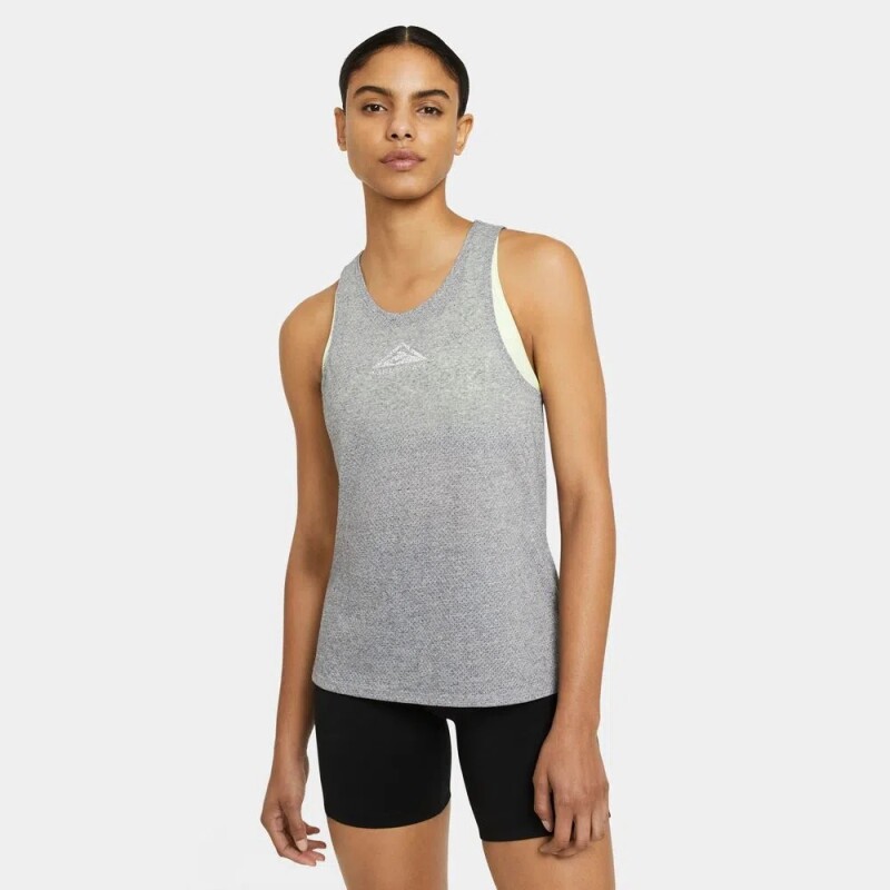 Musculosa Nike City Sleek Trail Musculosa Nike City Sleek Trail