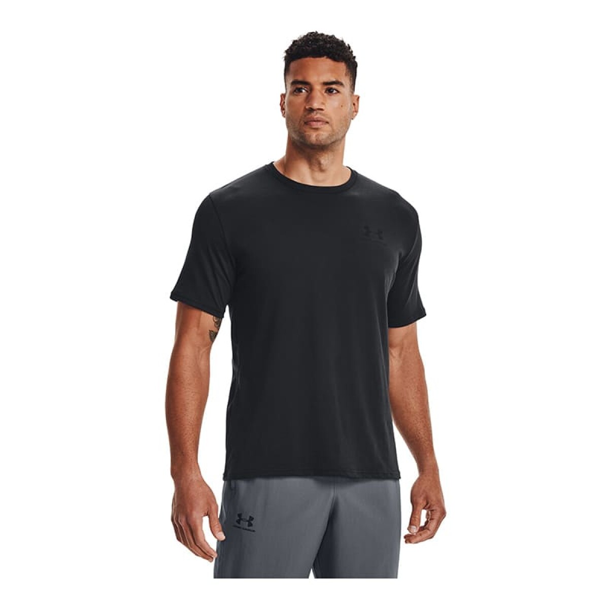 Remera Under Armour Tshirt de Hombre - 799-001N11 - Negro 