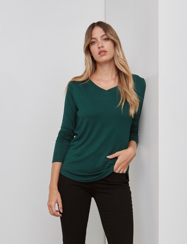Remera Basica Escote V VERDE