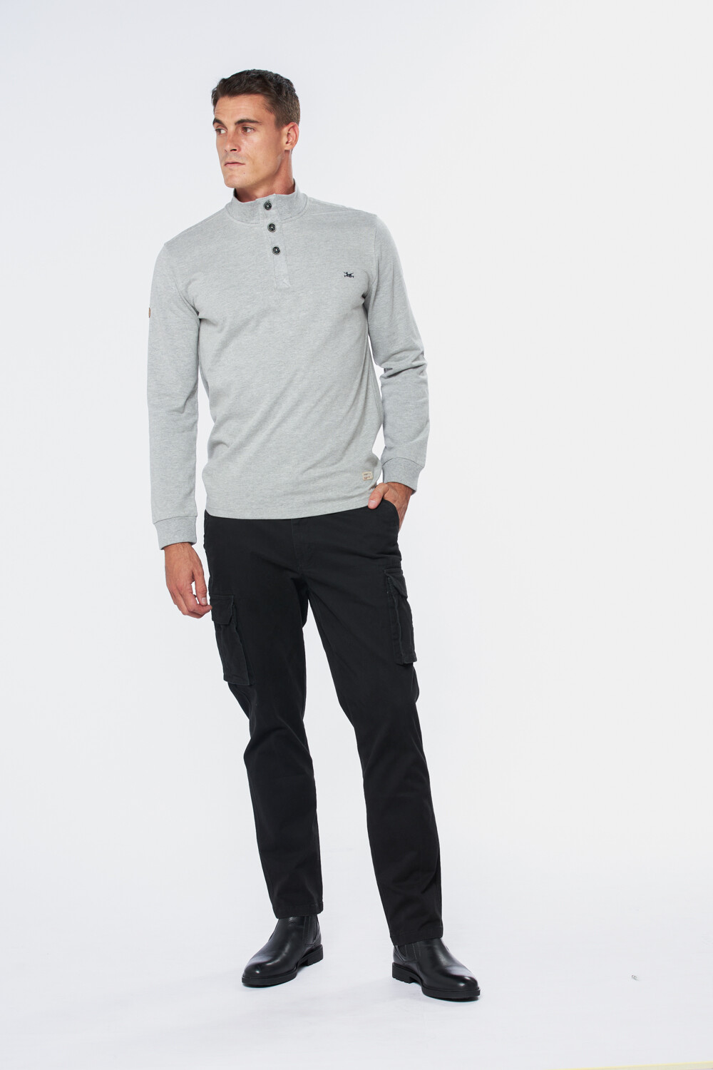 PANTALÓN CARGO Negro