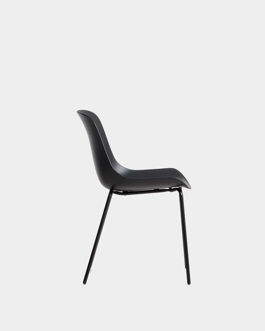 Silla Altea beige y patas de acero con acabado negro