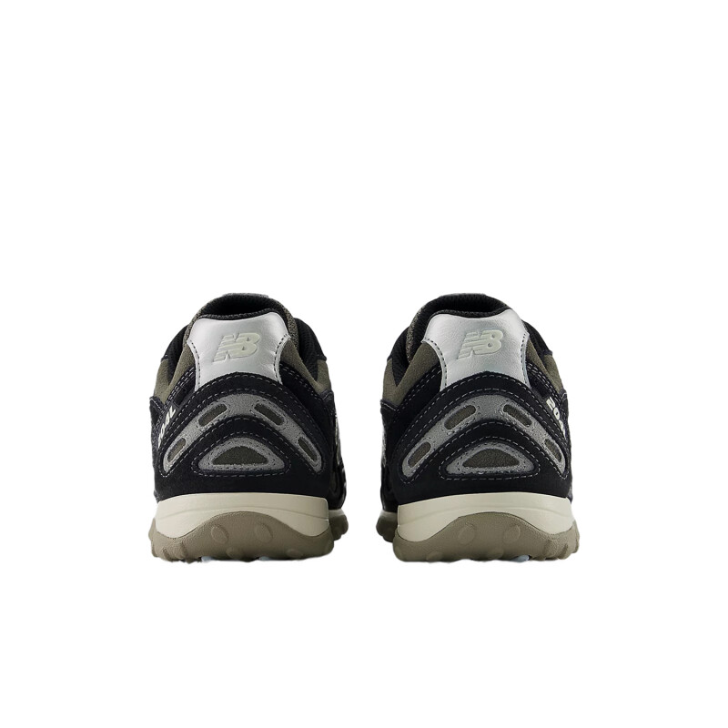 Championes New Balance 204 - Negro Championes New Balance 204 - Negro