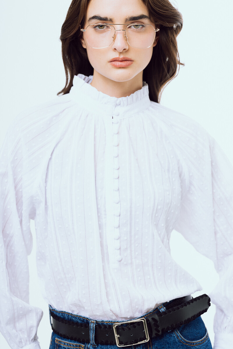 Ladis White