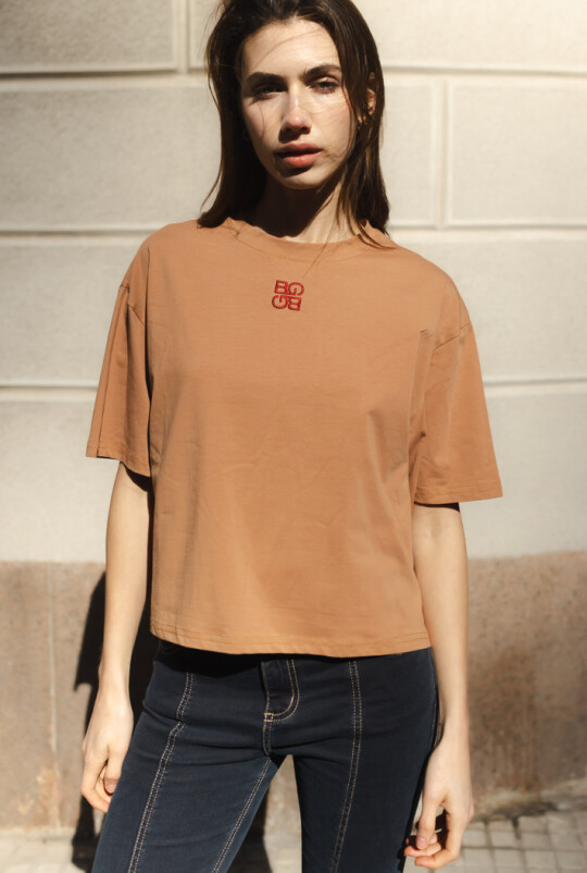 Remera Tag Camel