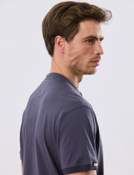 REMERA POLO CUELLO MAO Azul