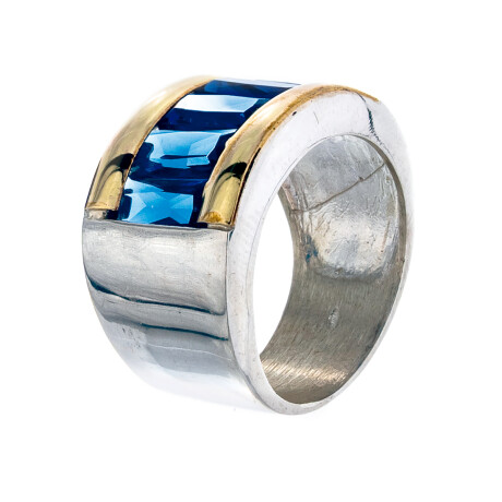 Anillo de plata 925, double en oro 18 ktes y circonias. Anillo de plata 925, double en oro 18 ktes y circonias.