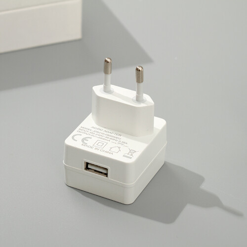 Cargador De Pared Usb 5v1a-dlx-0501000ec -blanco Cargador De Pared Usb 5v1a-dlx-0501000ec -blanco
