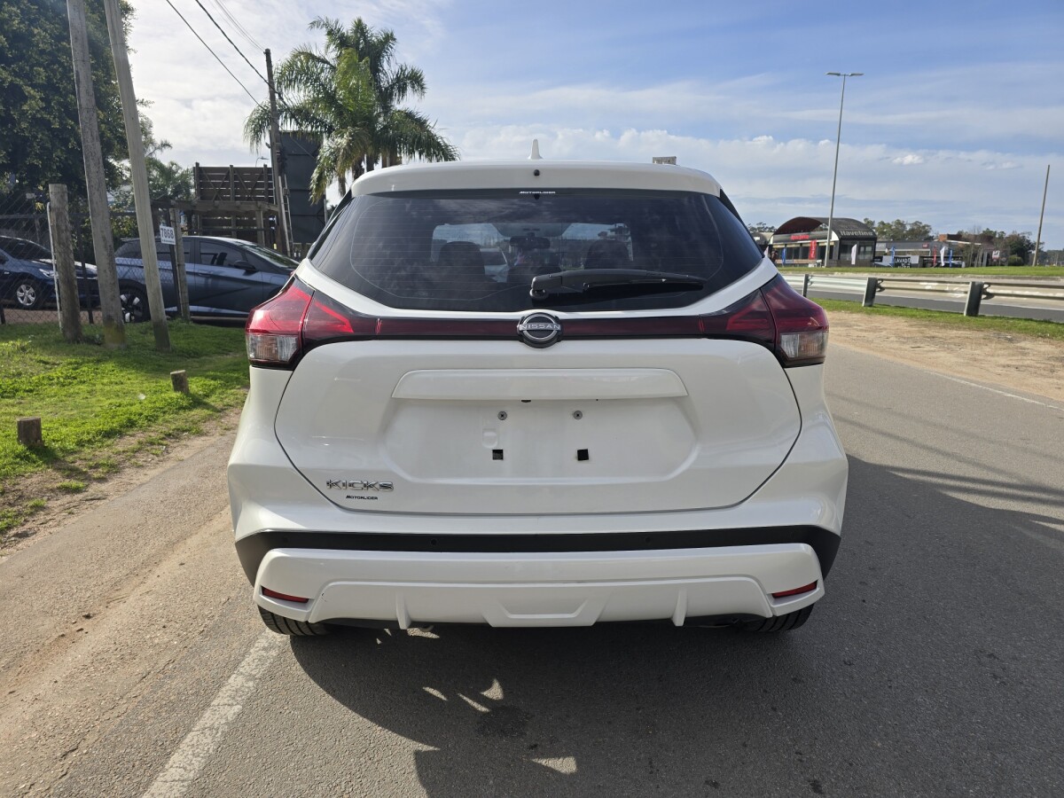 Nissan Kicks 2024 EXCELENTE ESTADO! | Permuta / Financia Nissan Kicks 2024 EXCELENTE ESTADO! | Permuta / Financia