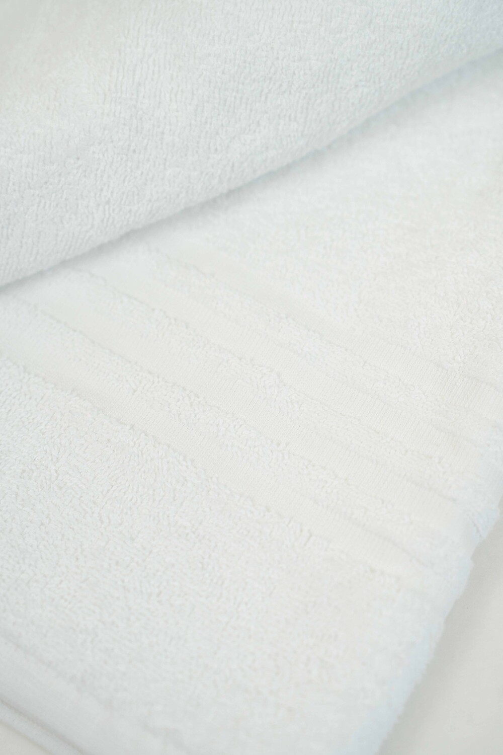 Toalla Baño Nessa, 380g. Blanco