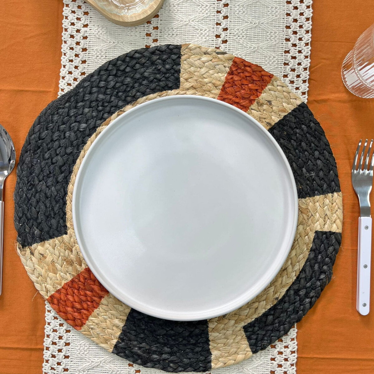 Plato principal de cerámica 