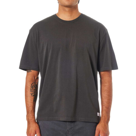 Remera Katin Box Fit Heritage Negro