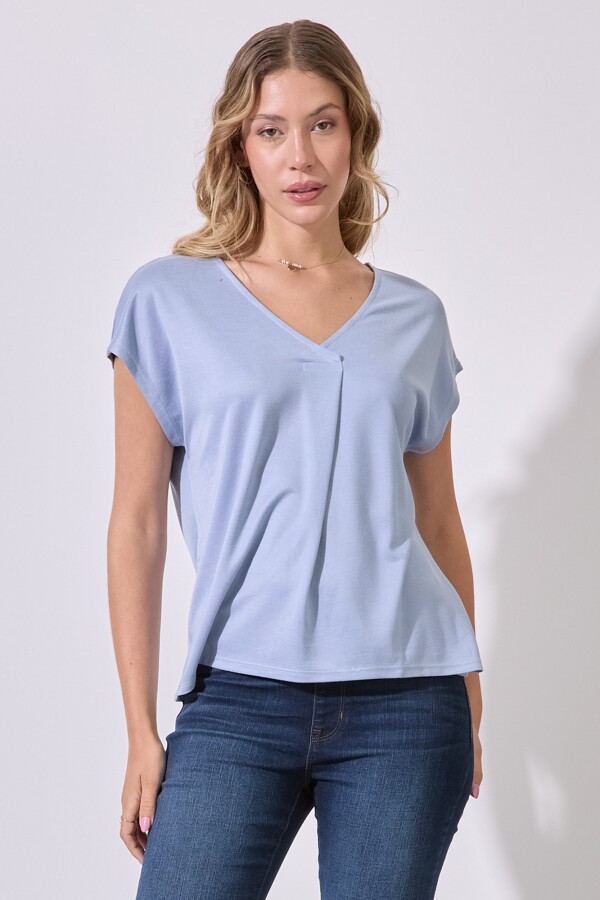 Blusa Esc V CELESTE