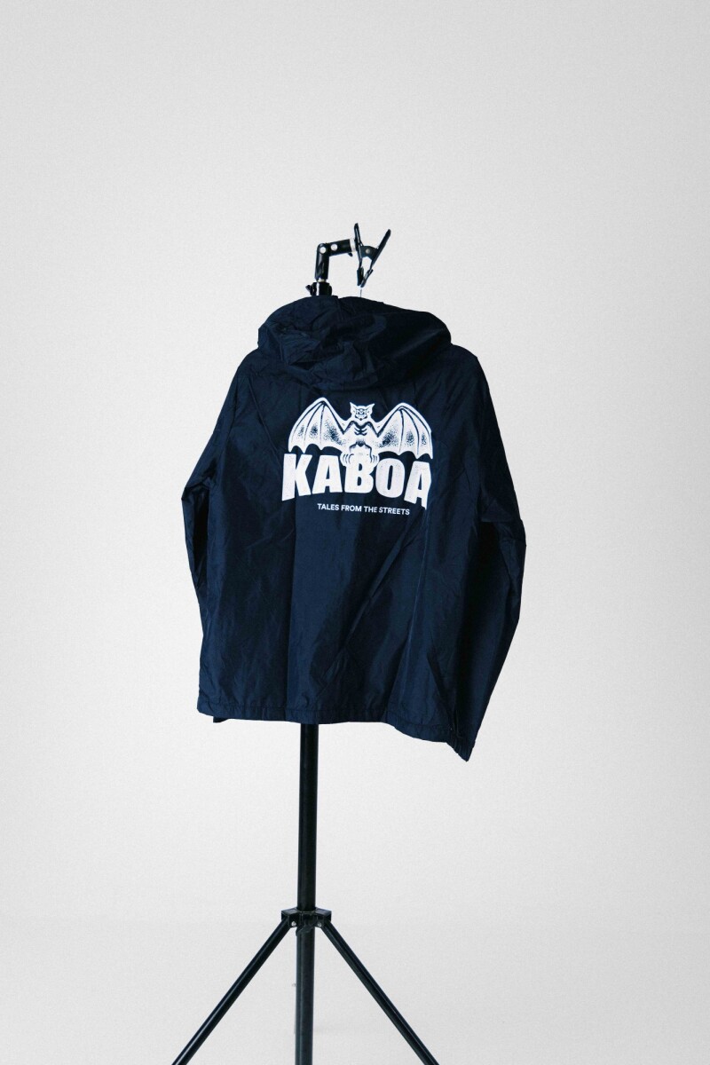 CAMPERA NYLON MURCIELAGO AZUL 