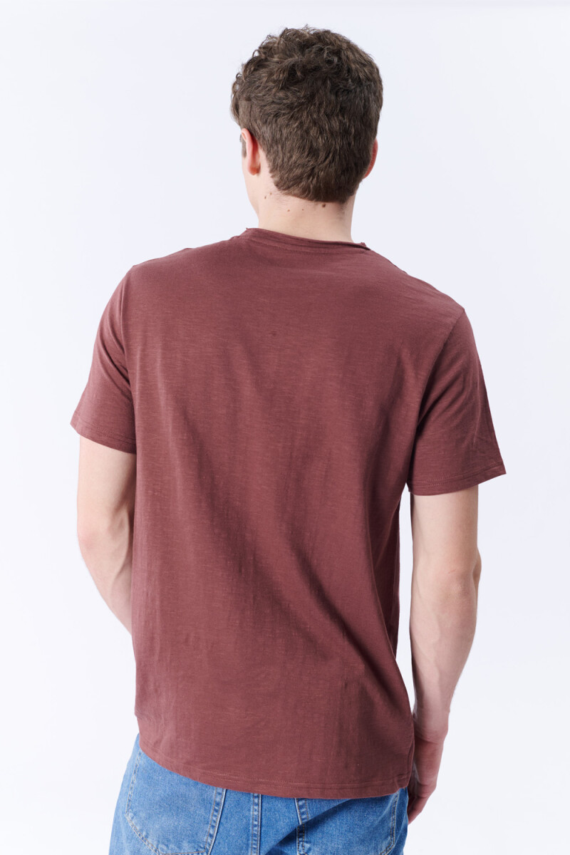 Remera Slub Marrón
