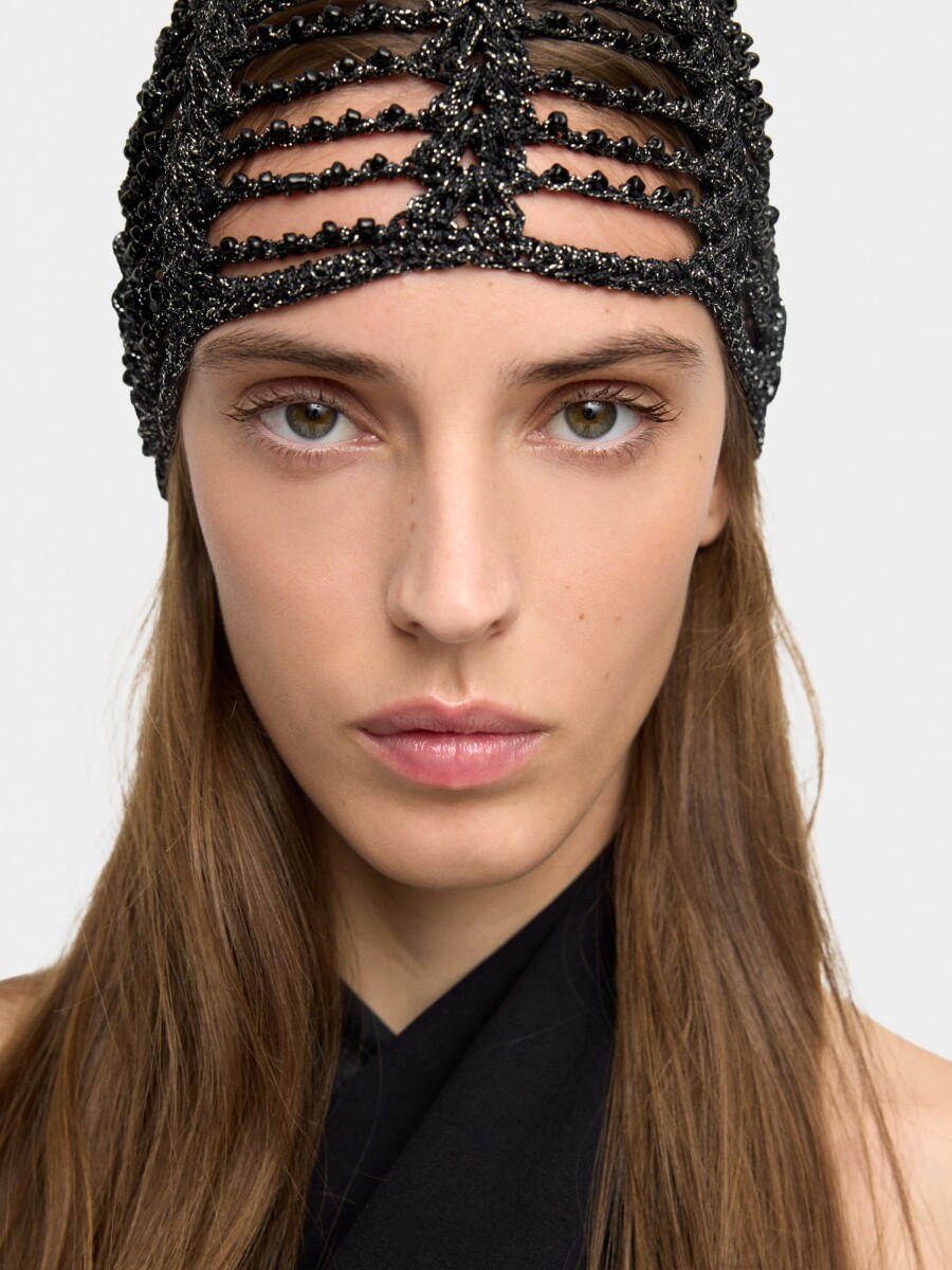 Gorro Macramé Con Cuentas negro