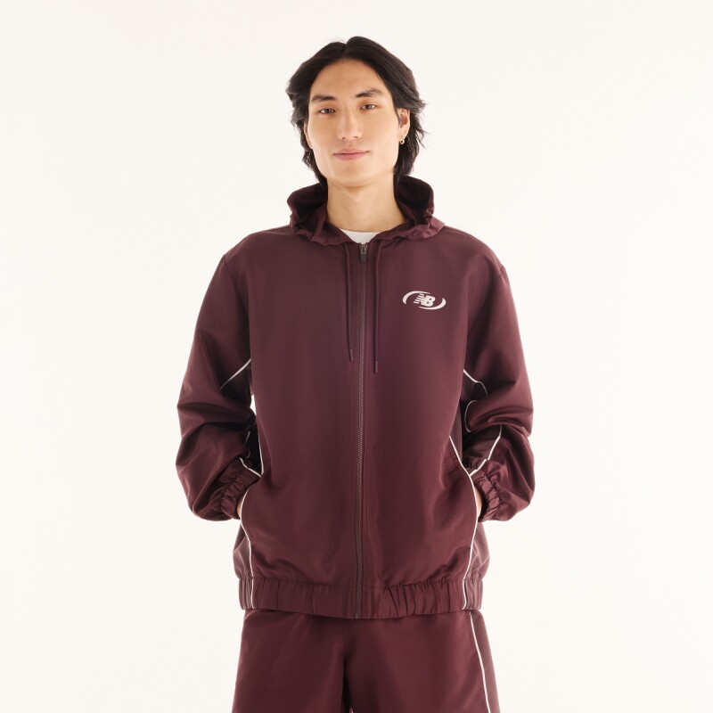 Campera Lifestyle New Balance de Hombre Trackside MJ62Y8SJYL BORDEAUX