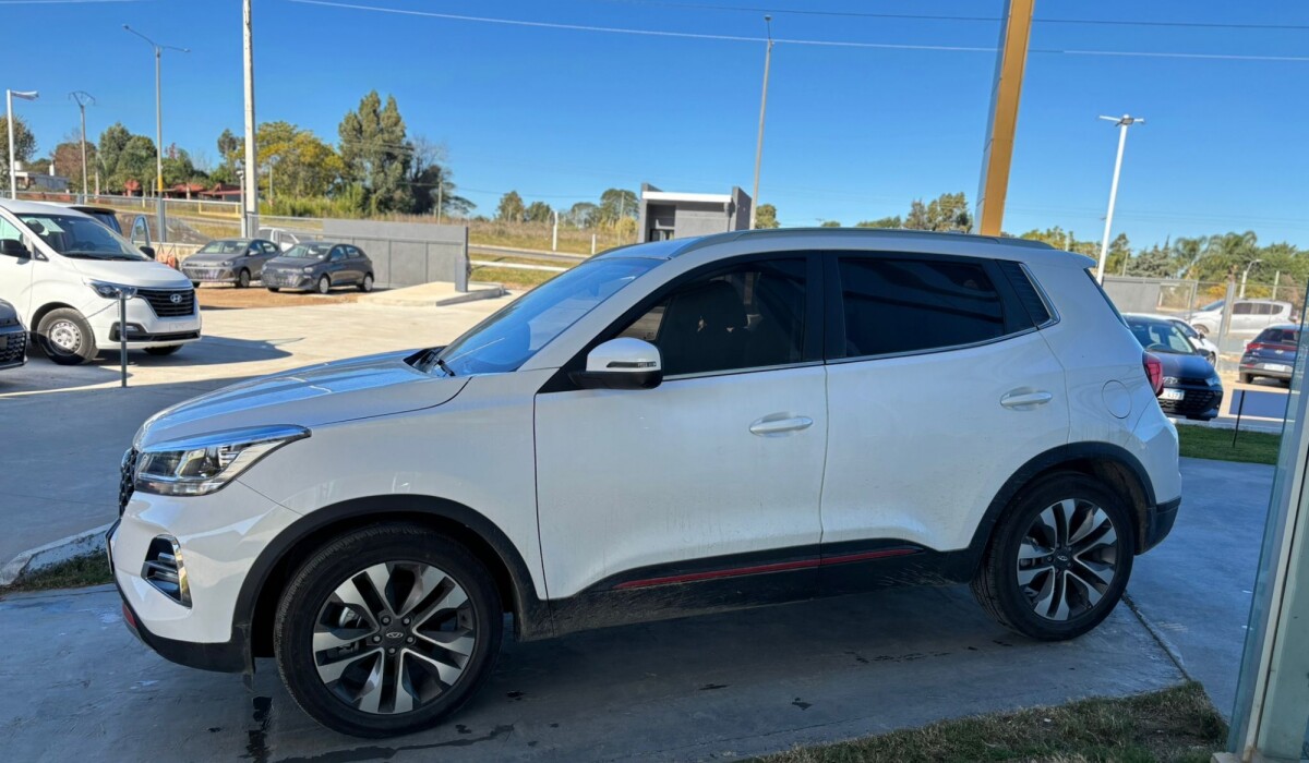 Chery Tiggo 4 MHEV Luxury - 2024 Chery Tiggo 4 MHEV Luxury - 2024