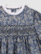 Vestido De Flores Con Smock Gris Azulado