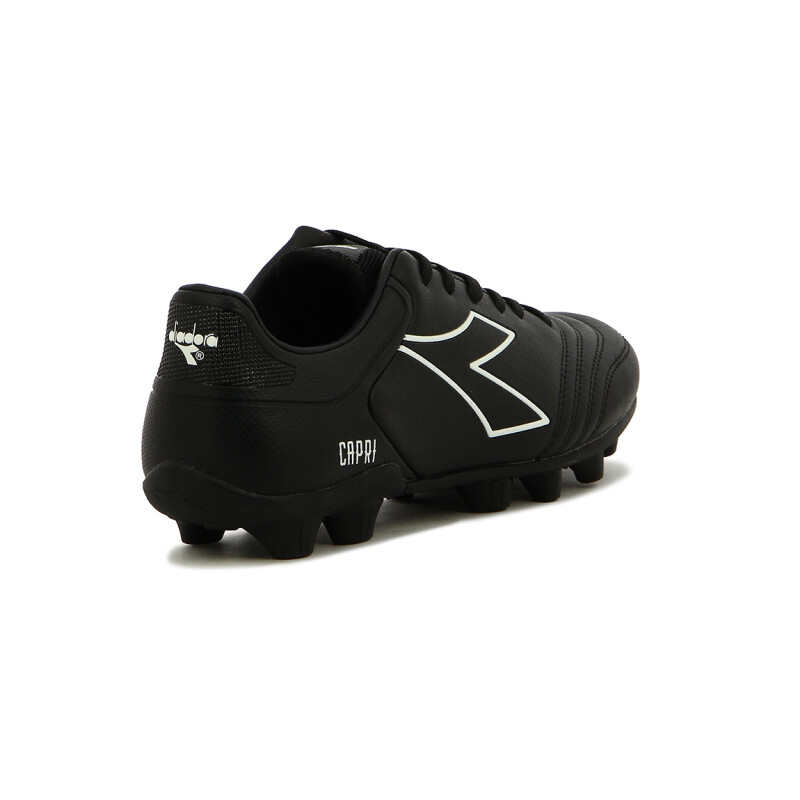 Diadora CAPRI Futbol MD M Negro-Blanco Negro-Blanco