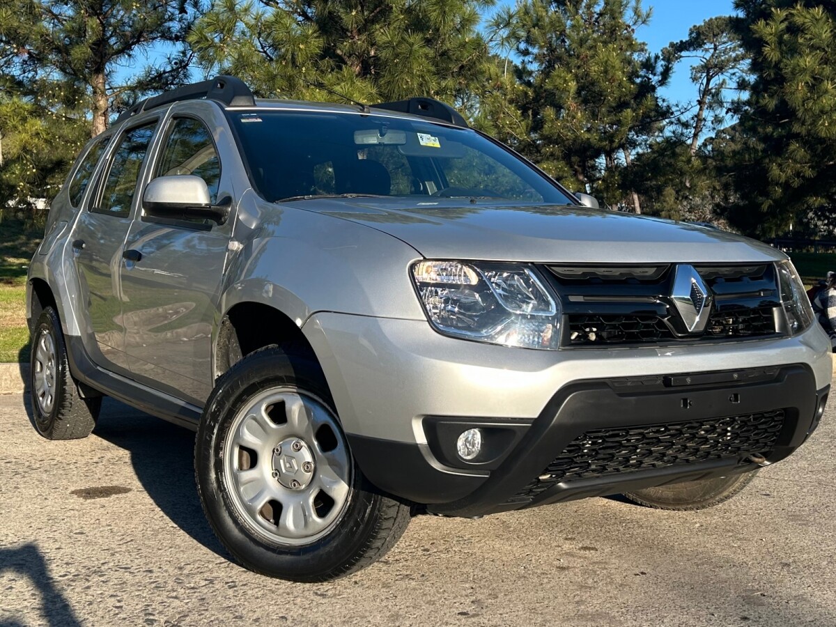 Renault Duster 2017 EXCELENTE ESTADO! | Permuta / Financia Renault Duster 2017 EXCELENTE ESTADO! | Permuta / Financia