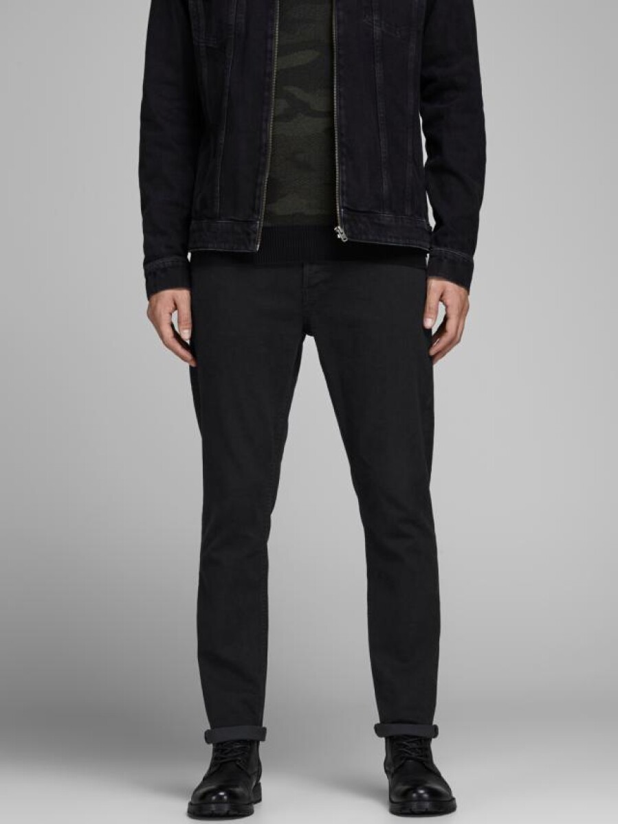 Jeans Slim Fit, Con Diseño Clásico De 5 Bolsillos - Black Denim 