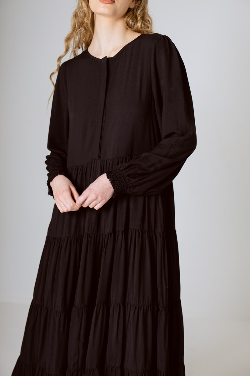 Classi Black