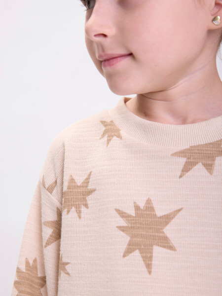 Buzo punto cortado Estampa Estrellas Beige