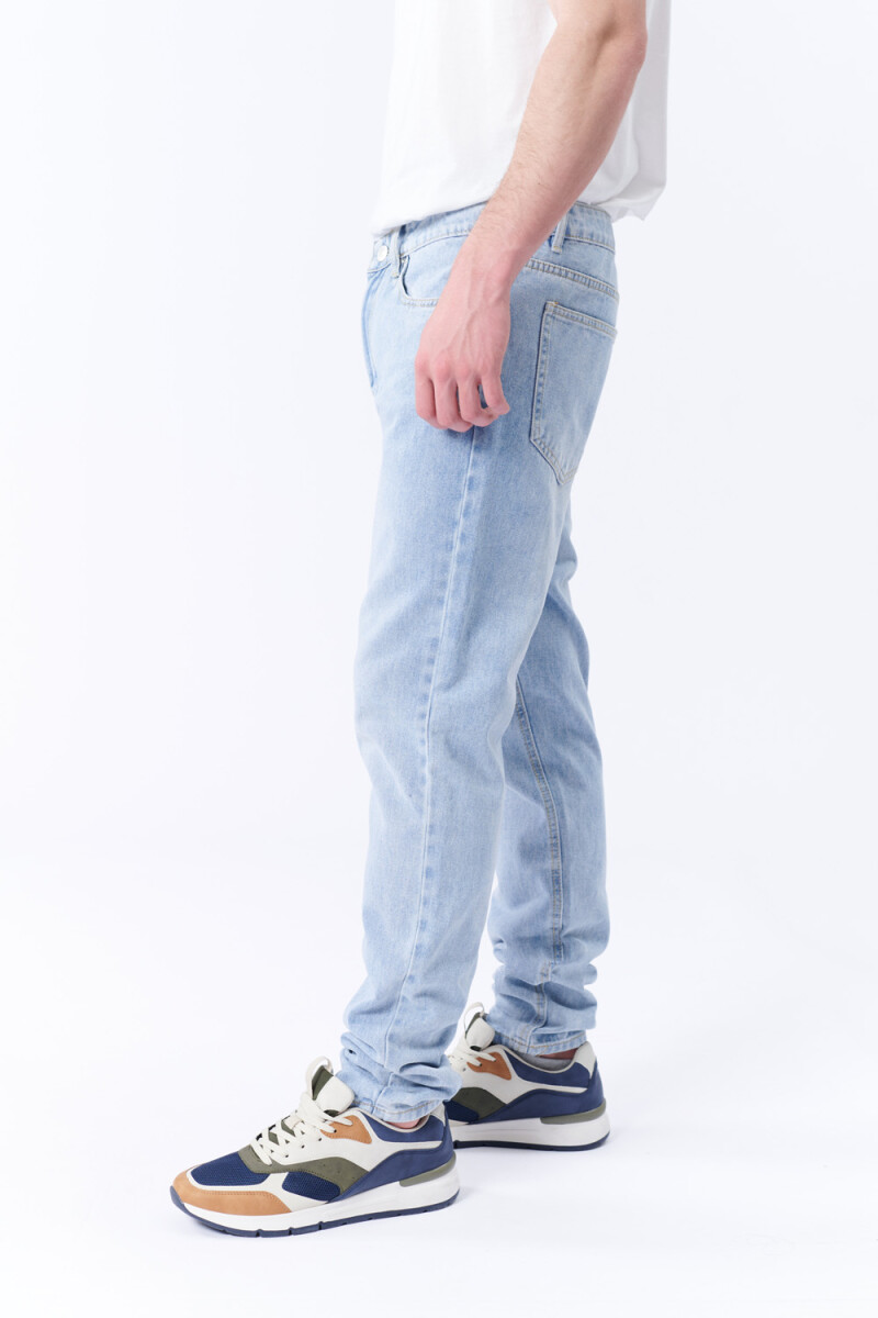 Pantalón jean slim Azul Claro
