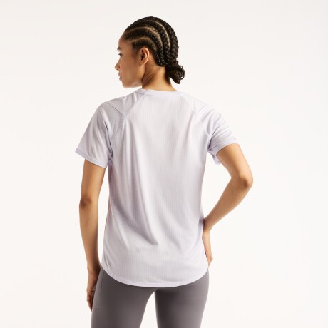 Remera New Balance de Dama - Athletics - WT41253SMV LILA