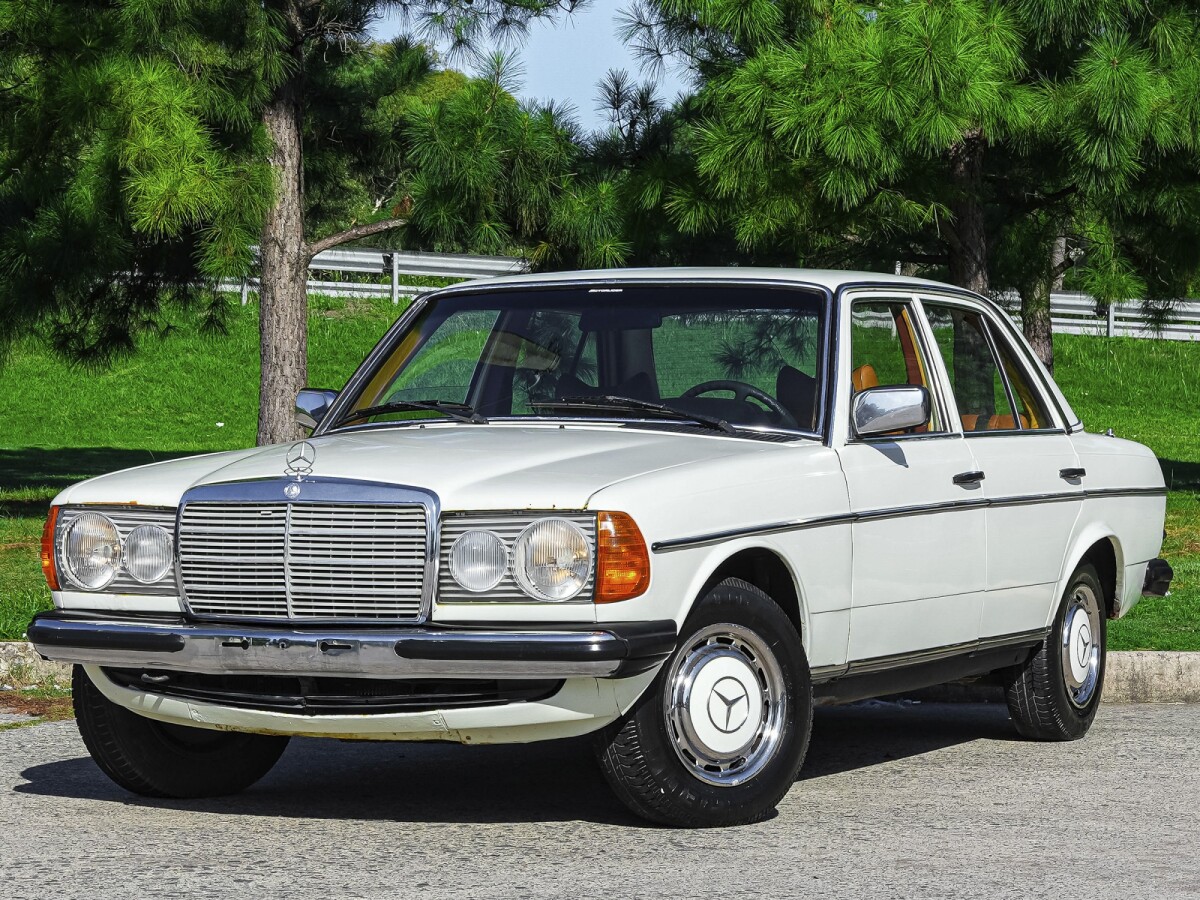 Mercedes-Benz 250S 4 puertas 2.5 1979 EXCELENTE ESTADO! Mercedes-Benz 250S 4 puertas 2.5 1979 EXCELENTE ESTADO!