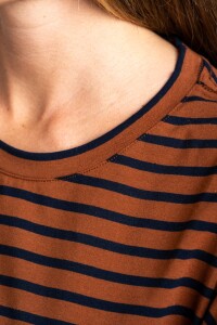 Remera Algodón Elastano Rayada Camel