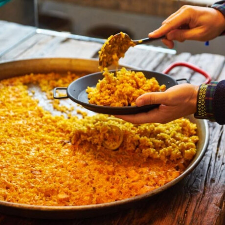 Paellera de Hierro 60 cm - 19 Porciones Paellera de Hierro 60 cm - 19 Porciones