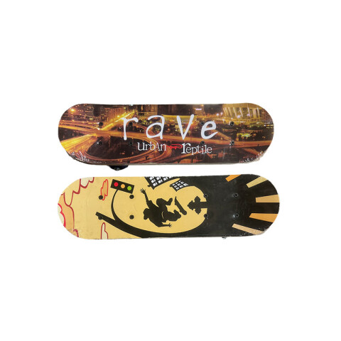 Skate 4 ruedas doble estampa 4 diseños 43x13.5cm Skate 4 Ruedas Doble Estampa 4 Diseños 43x13.5cm