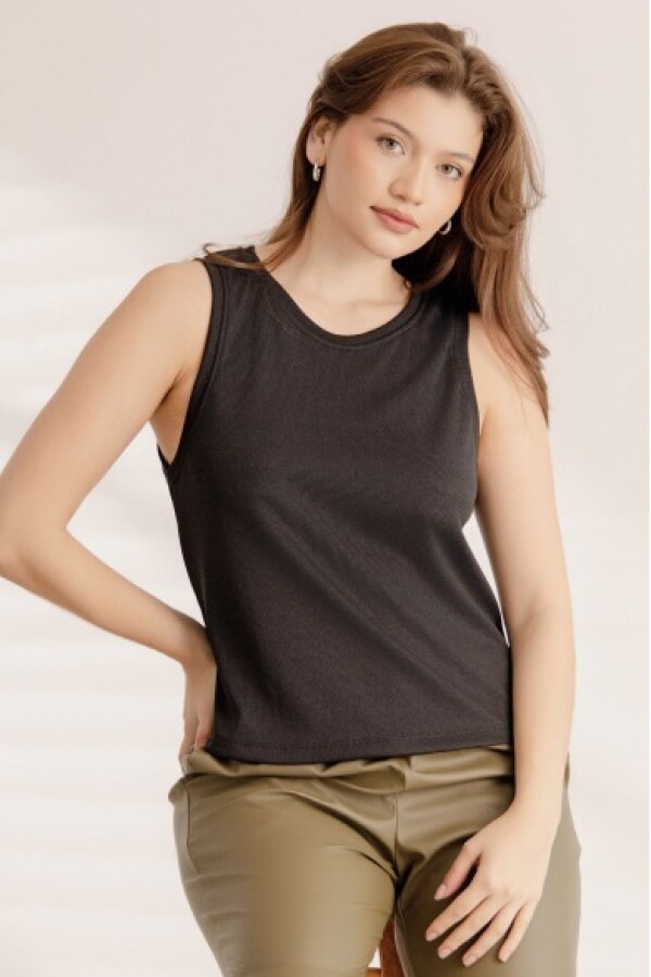 Camisilla Cuello Redondo. FUCSIA