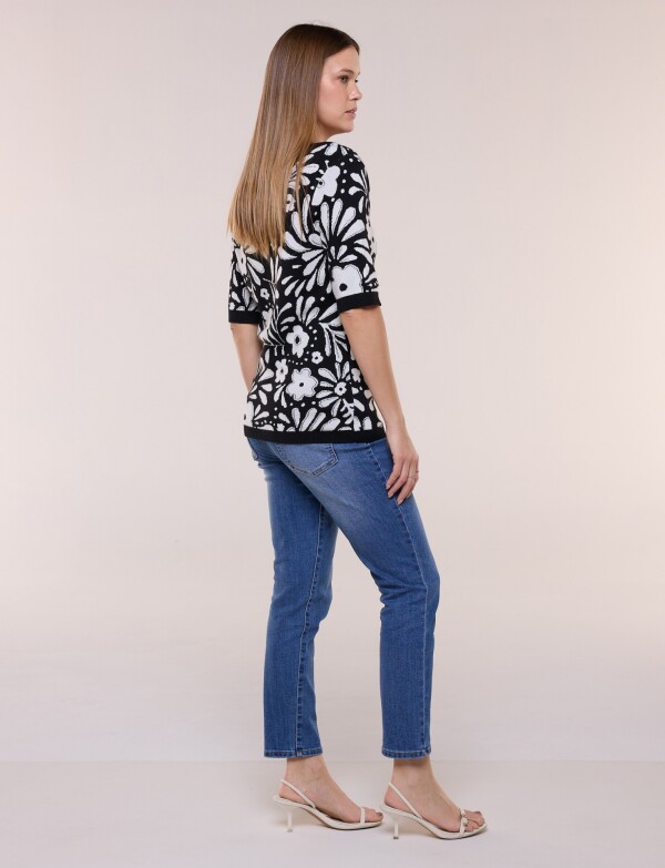 Buzo Tejido Manga Corta Con Estampado Floral NEGRO/GRIS