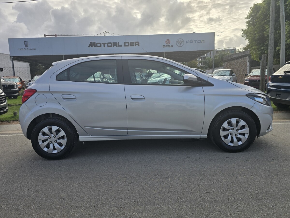 Chevrolet Onix LT 1.0 EXCELENTE ESTADO! | Permuta / Financia Chevrolet Onix LT 1.0 EXCELENTE ESTADO! | Permuta / Financia