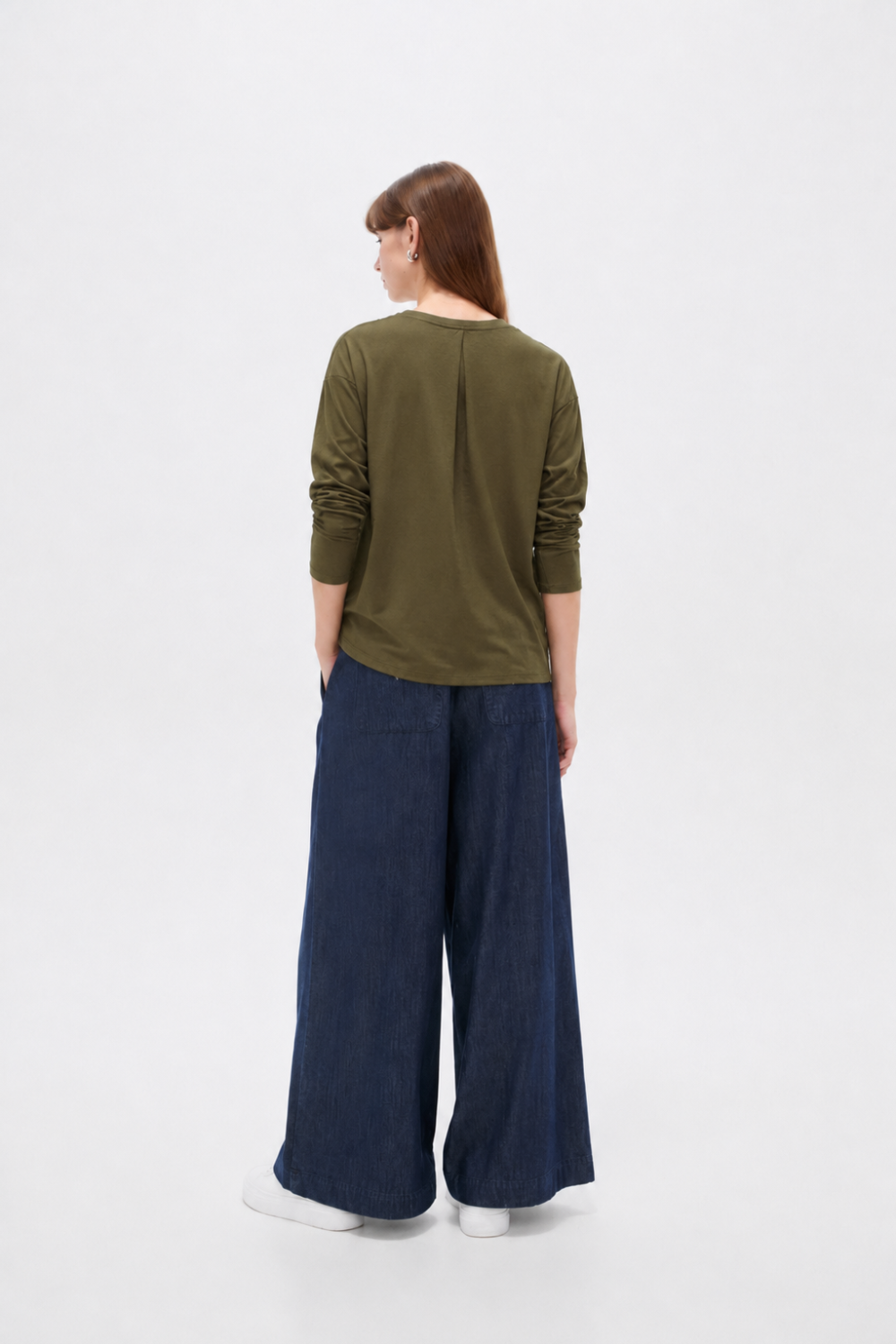 Remera Linie Verde Oliva Oscuro