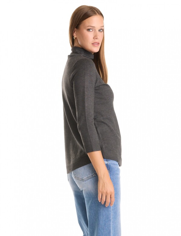 Buzo Cuello Alto GRIS