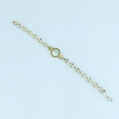 Pulsera de plata 925 y double en oro 18 ktes con nácar. Pulsera de plata 925 y double en oro 18 ktes con nácar.