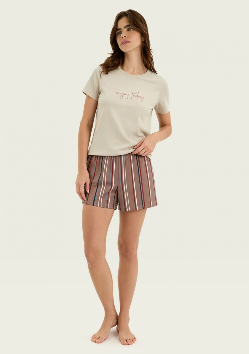 PIJAMA CORTA CON ESTAMPADO - MARRÓN 