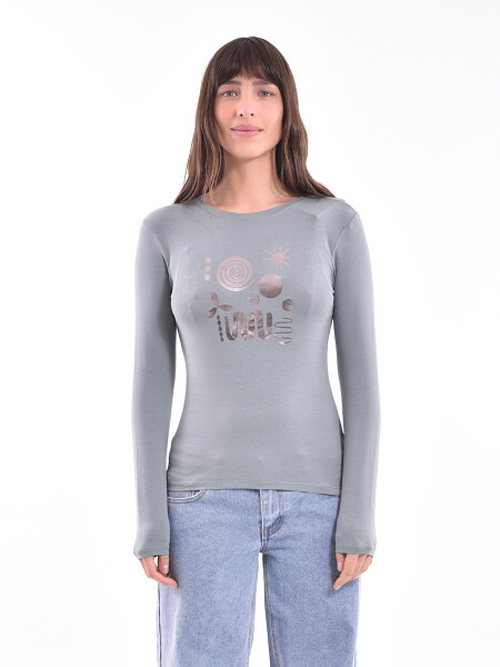 REMERA FLORA VARIANTE 1