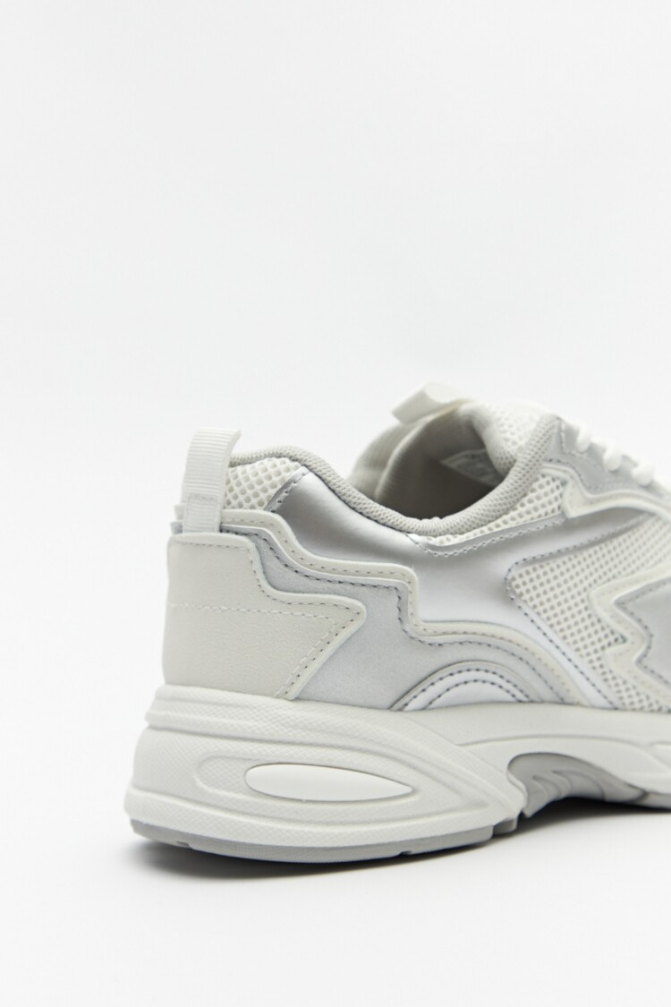 ZAPATILLA EQUAL Plateado